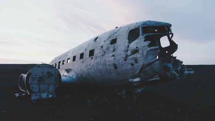 airplane-plane-old-wreck